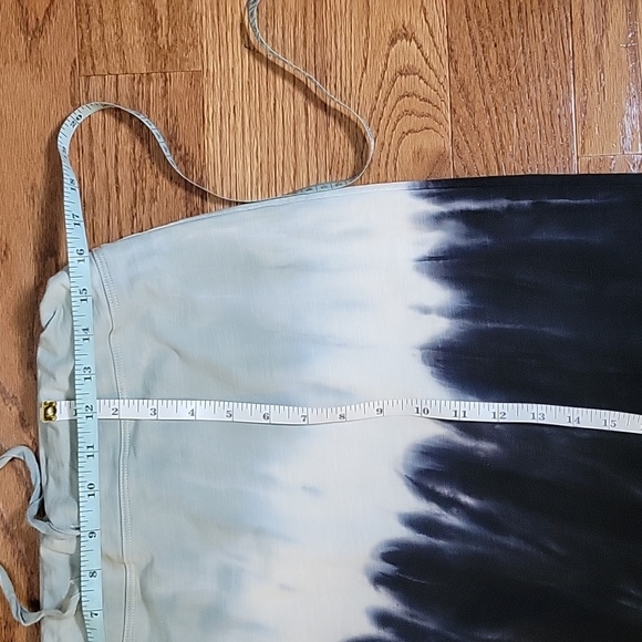 YAKIRA BELLA TIE-DYE SKIRT sz Medium - Picture 6 of 7